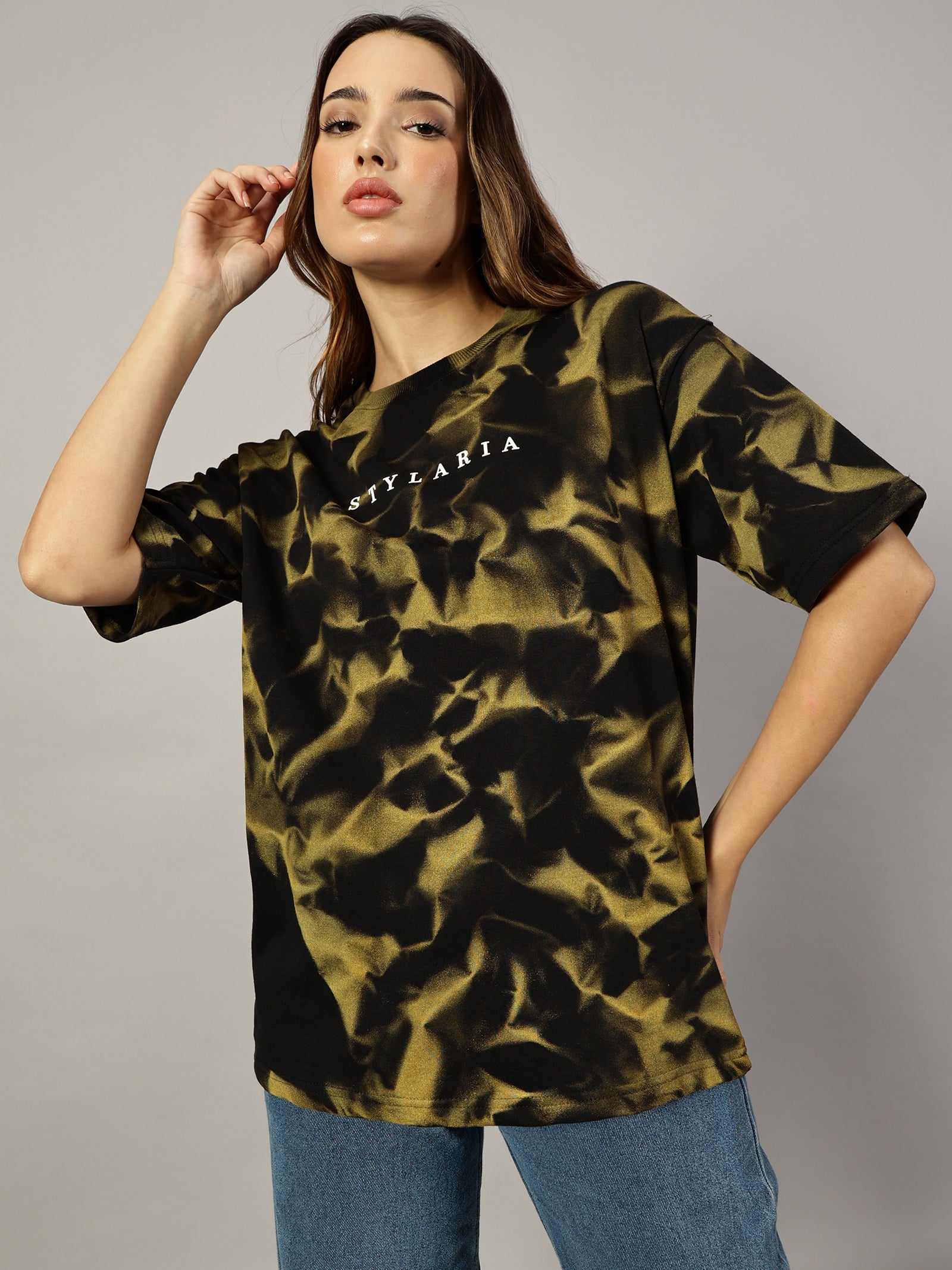 BLACK CRUSHED YELLOW TEXTURE OVERSIZED T-SHIRT - STYLARIA