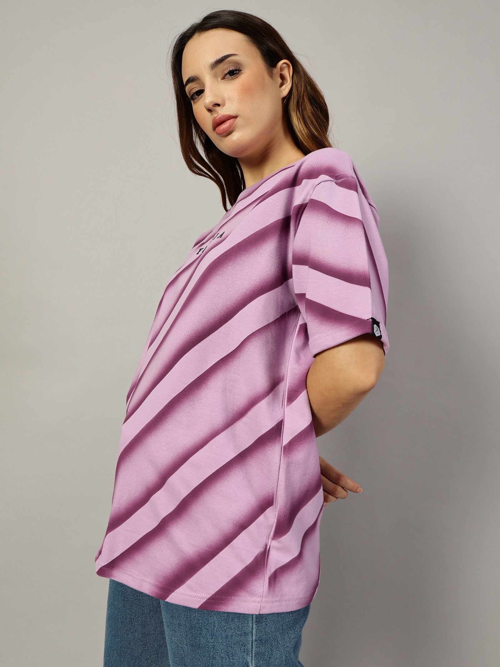 LAVENDER OVERSIZED LINE TEXTURE T-SHIRT - STYLARIA