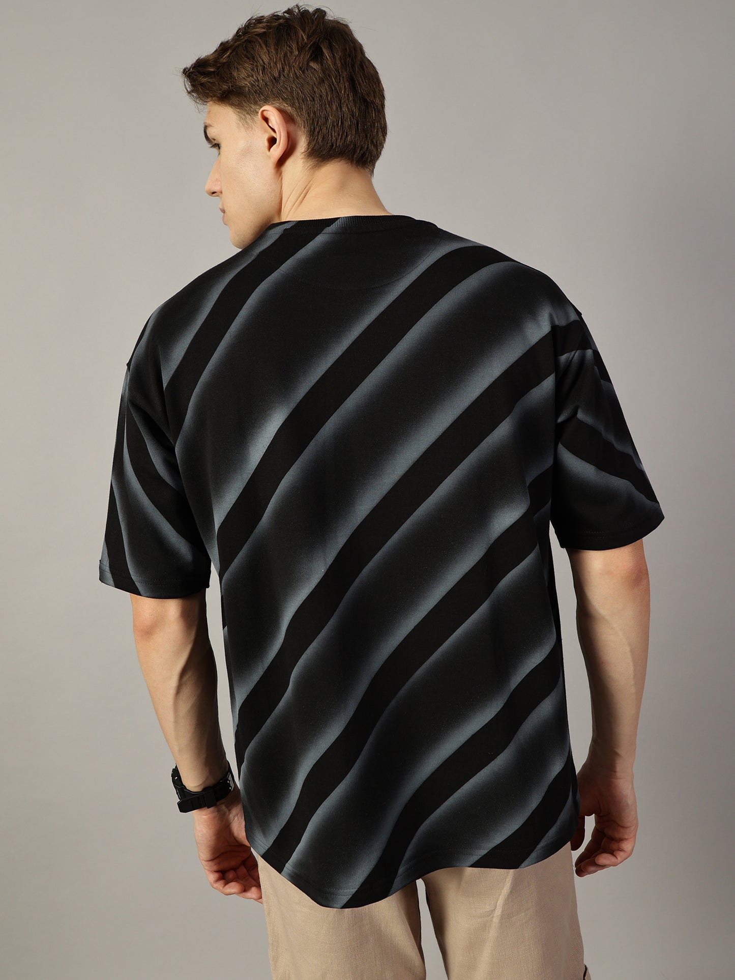 BLACK OVERSIZED TEXTURE LINE T-SHIRT - STYLARIA