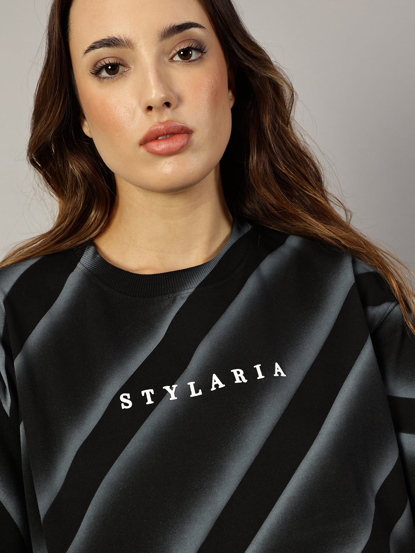 BLACK OVERSIZED LINE TEXTURE T-SHIRT - STYLARIA