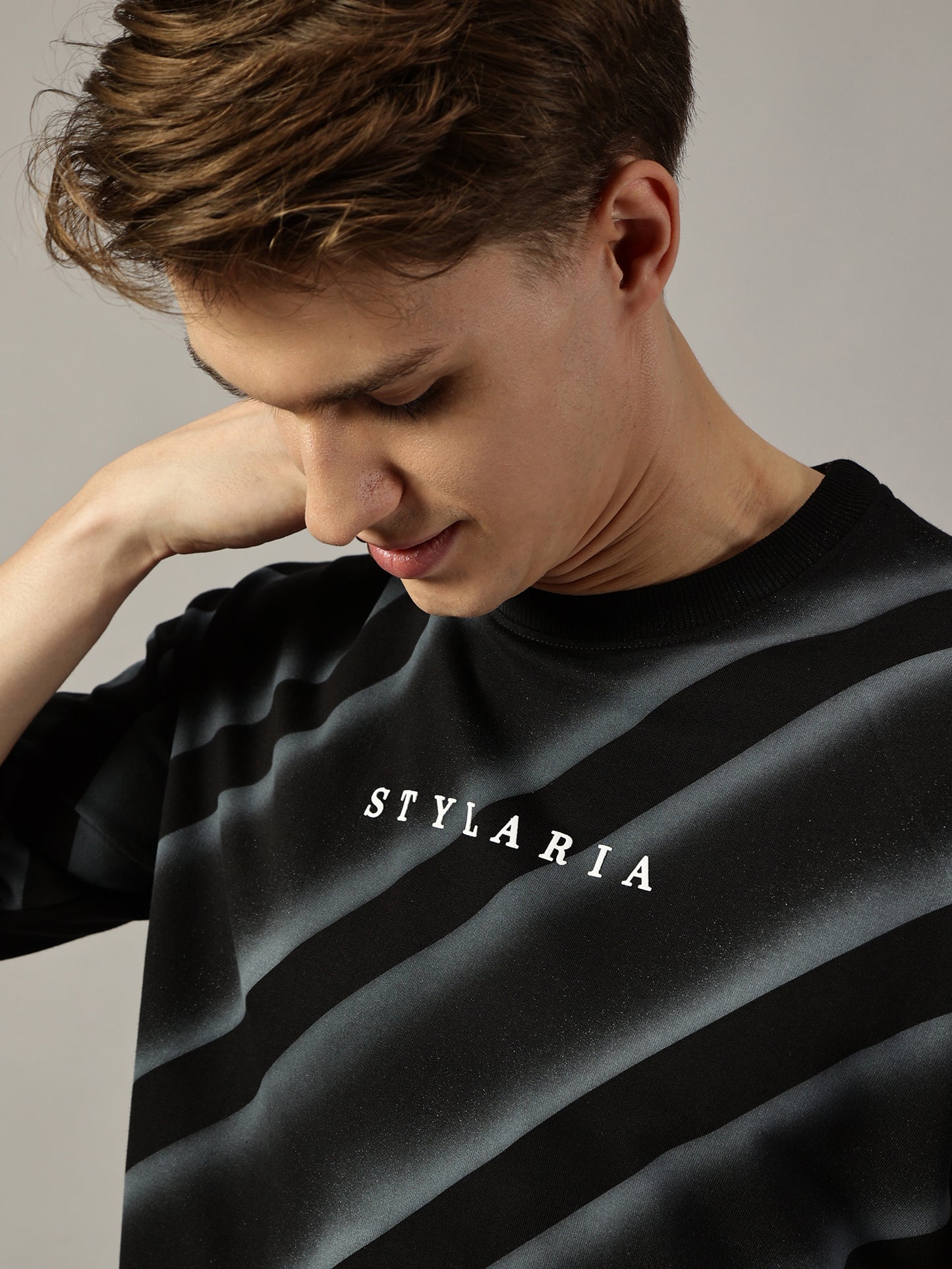 BLACK OVERSIZED TEXTURE LINE T-SHIRT - STYLARIA