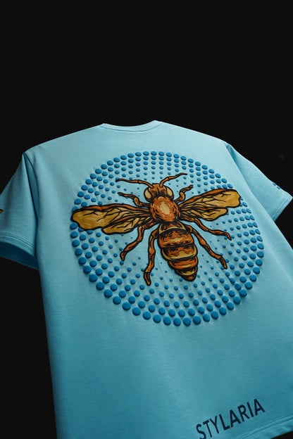 HONEY BEE LIGHT BLUE OVERSIZED PRINT GRAPHIC - STYLARIA